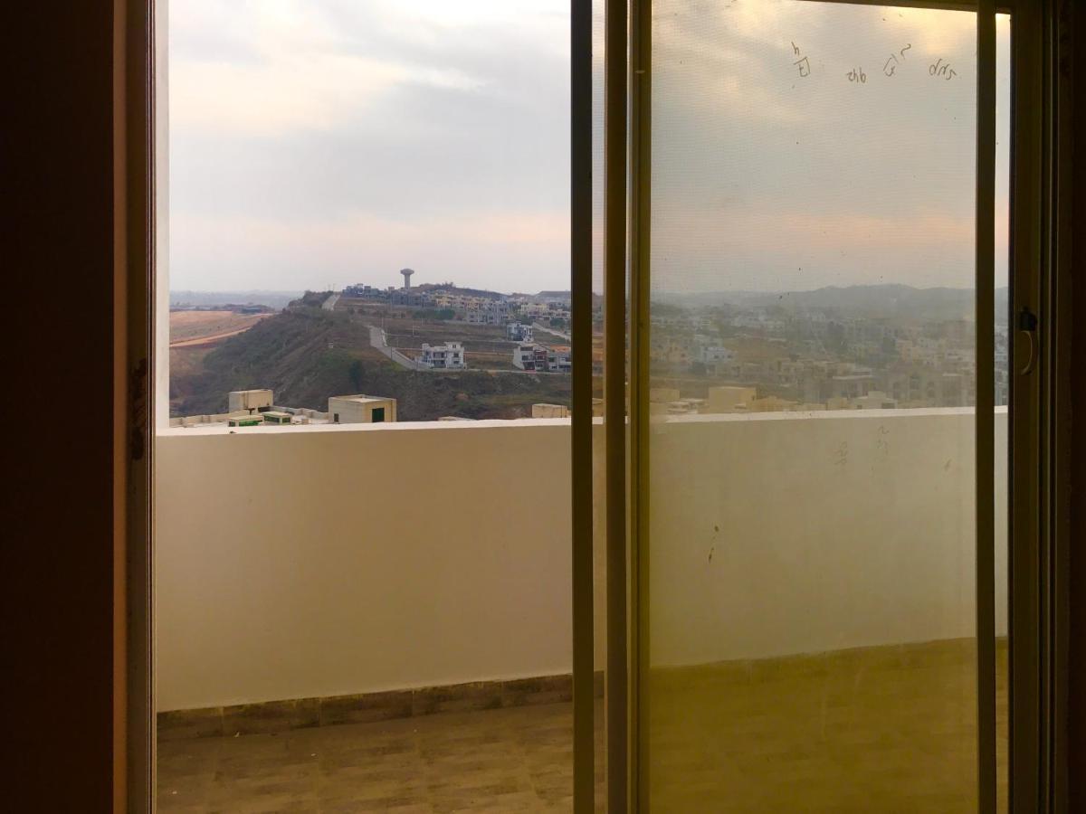 Atrium High Suite 2Bed Family Apartment Near Giga Mall Islamabad Exterior photo